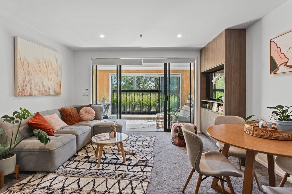 105/466 Hagley Avenue, Christchurch Central, Christchurch - Carousel 2