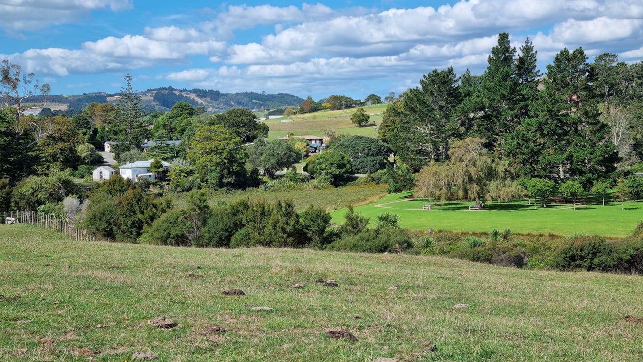 694 Whitford Road, Whitford, Whitford - Carousel 2