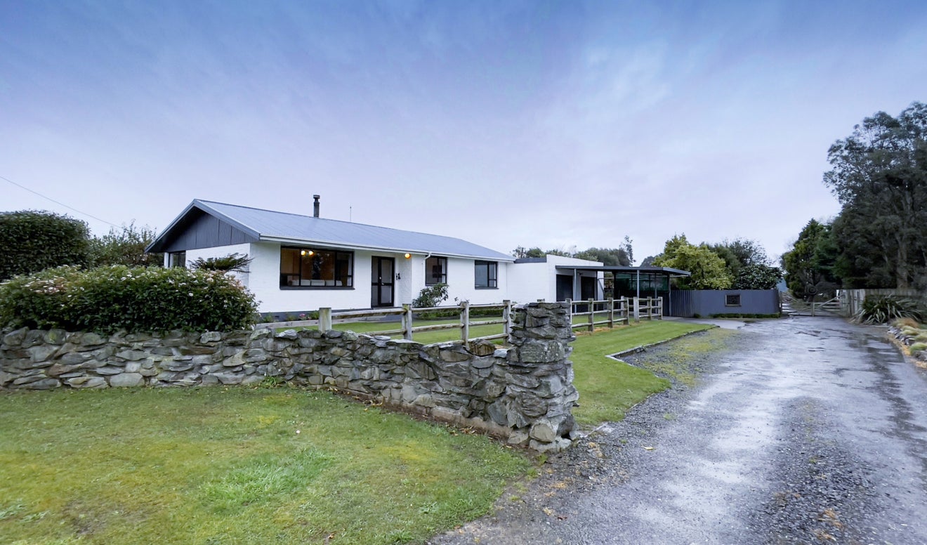 112 Dipton Street, Kingswell, Invercargill - Carousel 1