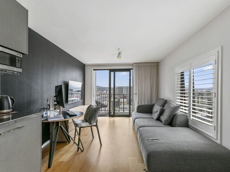 907/8 Wigan Street, Te Aro, Wellington - Carousel 1