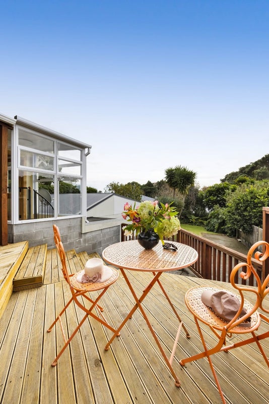 27 Bonithon Avenue, Moturoa, New Plymouth - Carousel 37