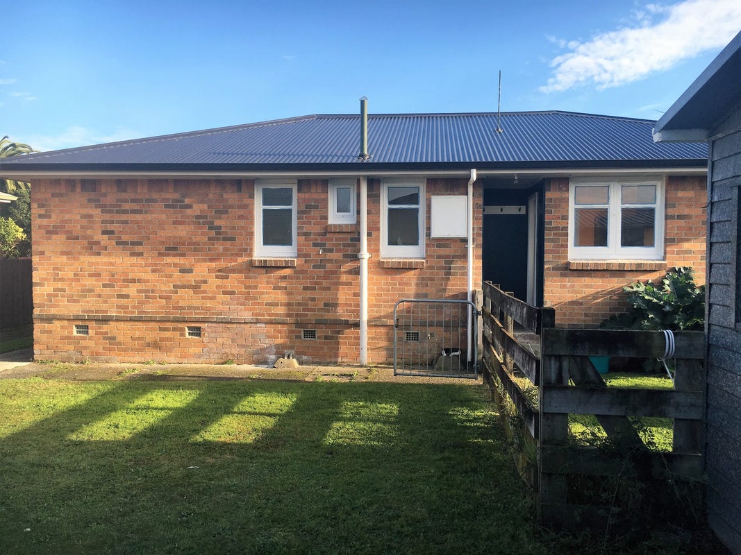 12 Greta Street, Glenview, Hamilton - Carousel 13