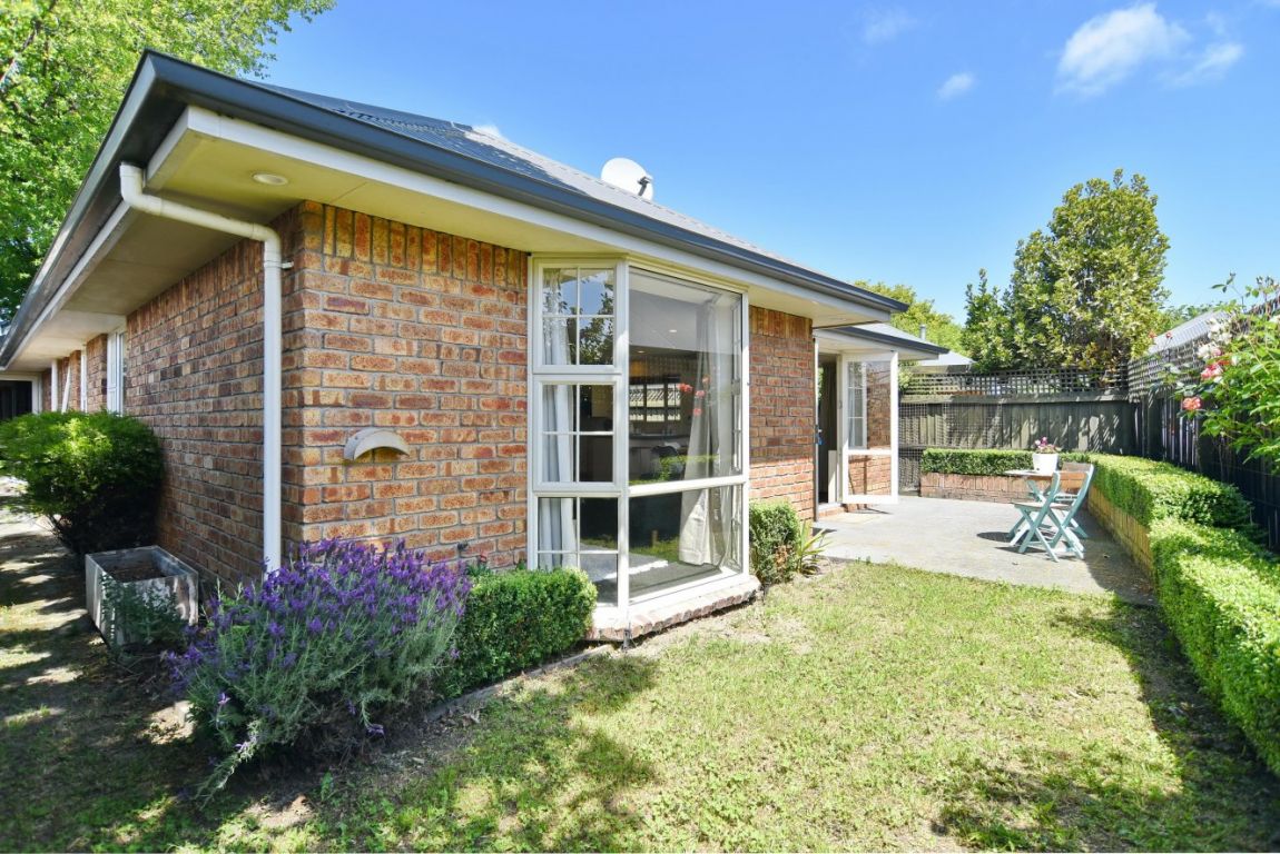 10 Parade Court, Addington, Christchurch - Carousel 18