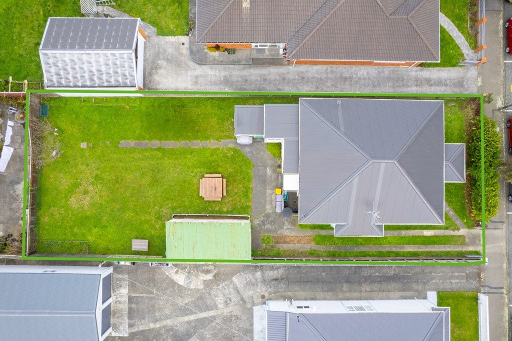 21 Derwent Street, Island Bay, Wellington, Wellington - Carousel 2