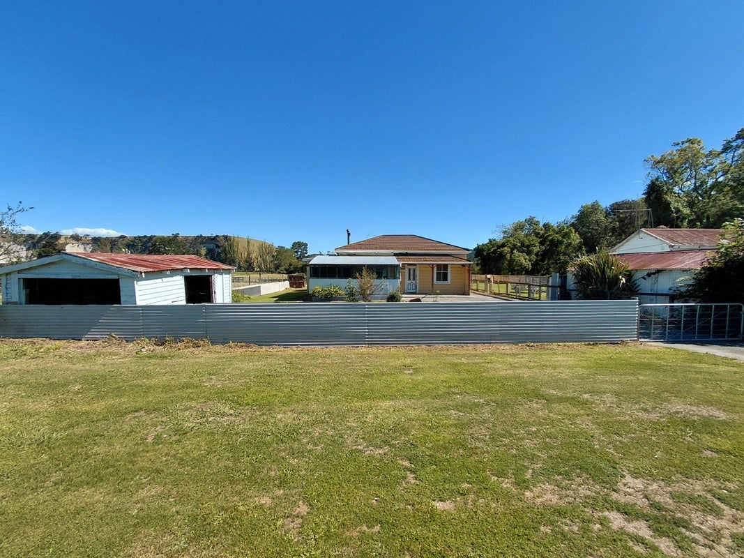 16 Raumaewa Road, Mangaweka - Carousel 2