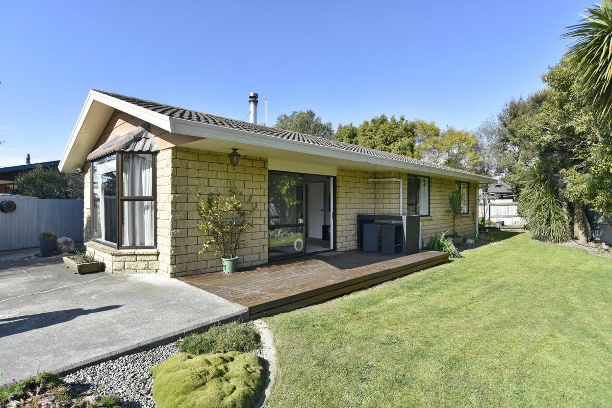 13 Newnham Street, Rangiora, Rangiora - Carousel 1