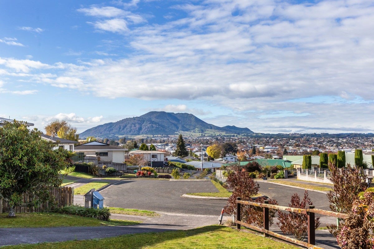 6A Chase Grove, Nukuhau, Taupo - Carousel 1