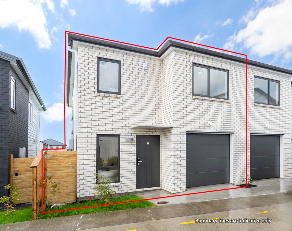 7 Seelie Court, Flat Bush, Auckland - Carousel 1