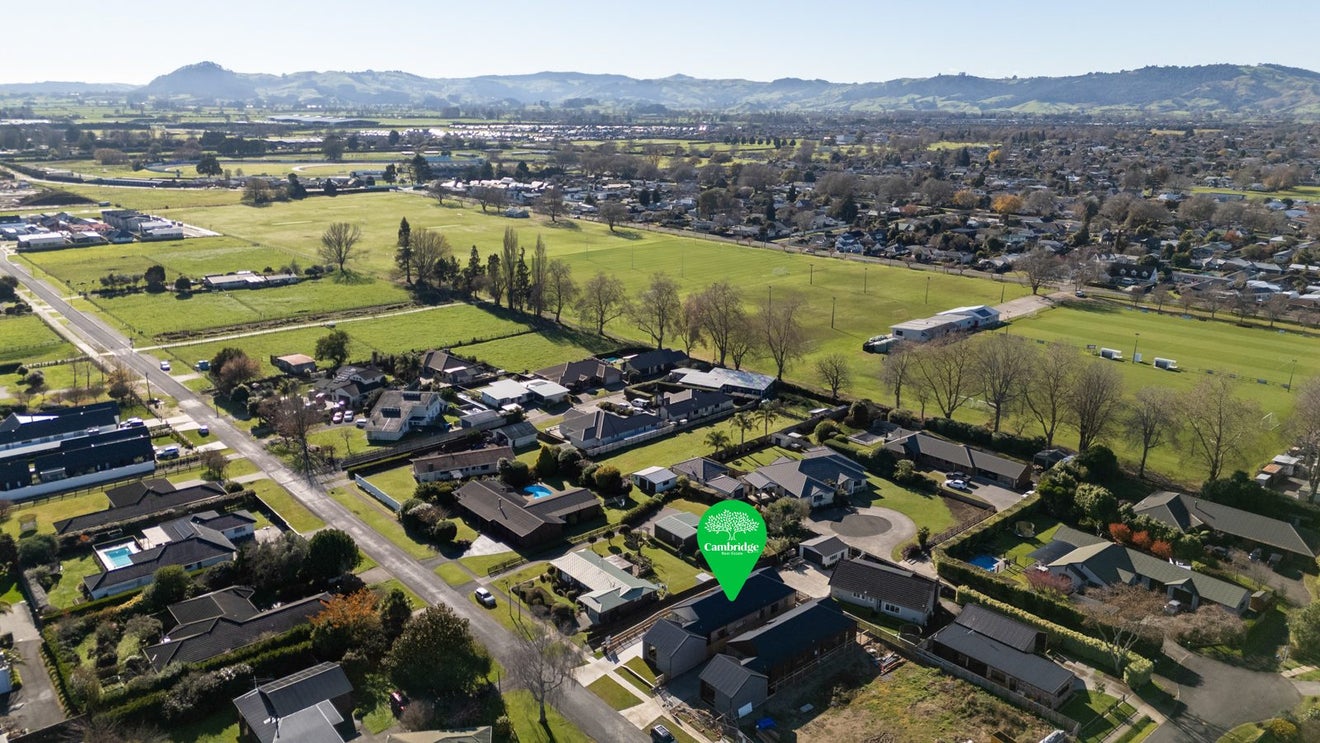 19 Kelly Road, Cambridge, Waipa, Waikato - Carousel 28