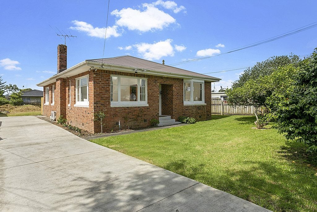 149 Avenue Road East, Otahuhu, Auckland - Carousel 1