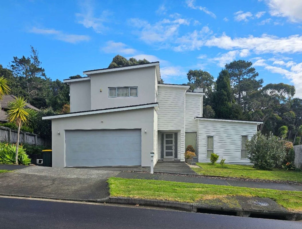 28 Pin Oak Drive, Schnapper Rock, Auckland - Carousel 2