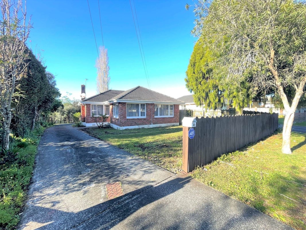 16 Tindall Crescent, Otara, Auckland - Carousel 1
