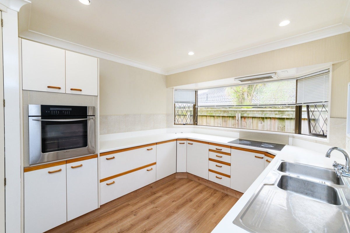 49 Rennie Avenue, Milson, Palmerston North - Carousel 2