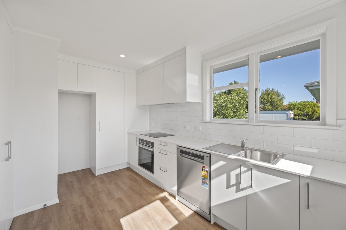 30 Neal Crescent, Onekawa, Napier - Carousel 1