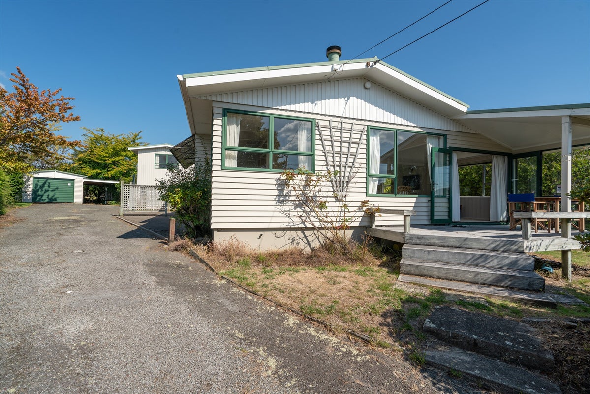 32 Rainbow Drive, Rainbow Point, Taupo - Carousel 2