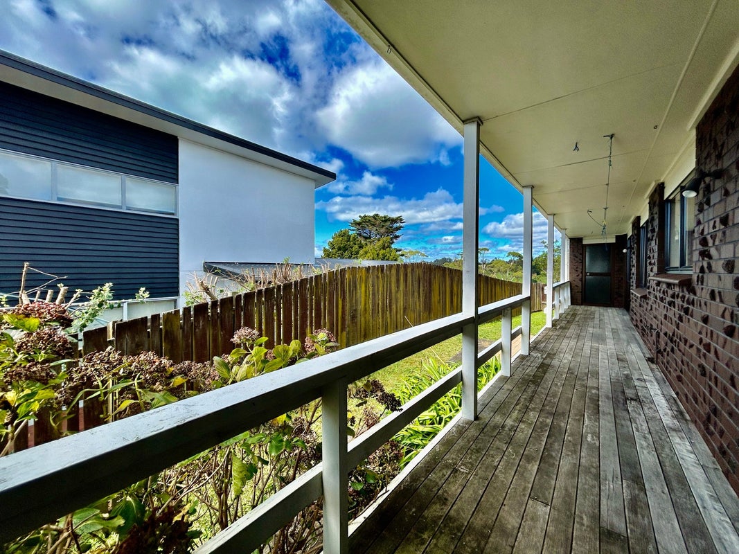513 Whangaparaoa Road, Stanmore Bay, Whangaparaoa - Carousel 14