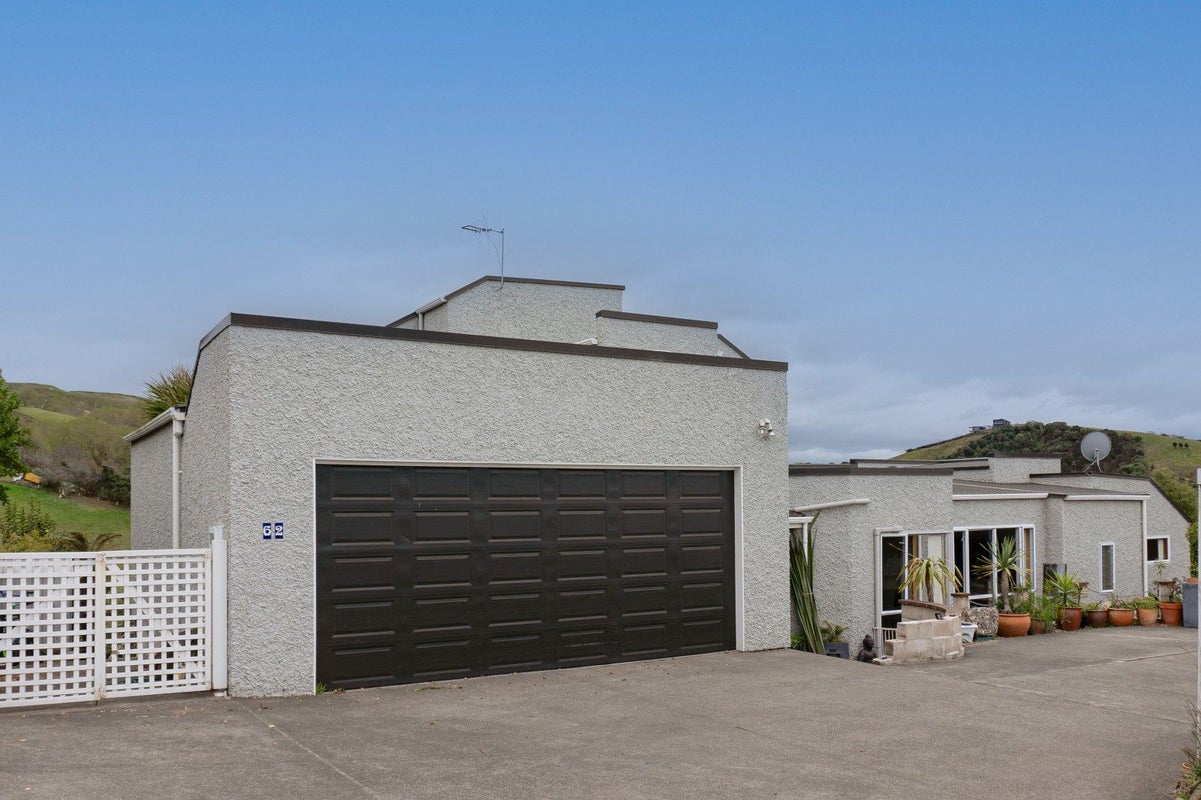 62 Churchill Drive, Taradale, Napier, Hawke's Bay - Carousel 14