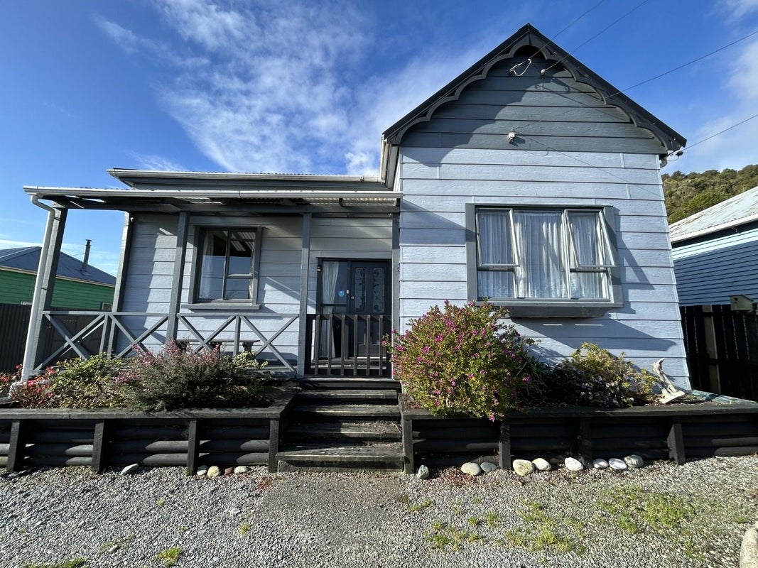157 Ward Street, Cobden, Greymouth - Carousel 1