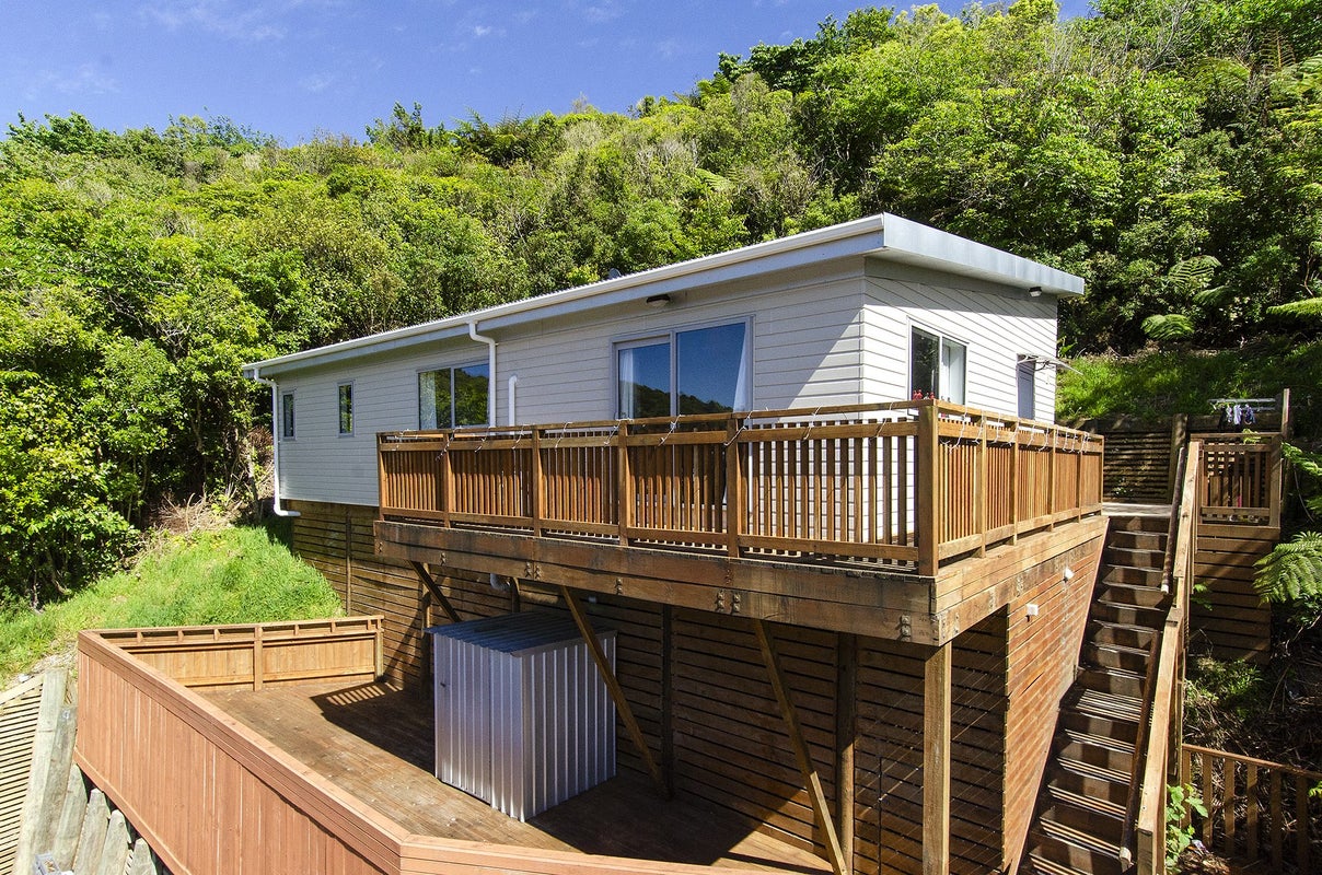 29B Thurleigh Grove, Karori, Wellington - Carousel 1
