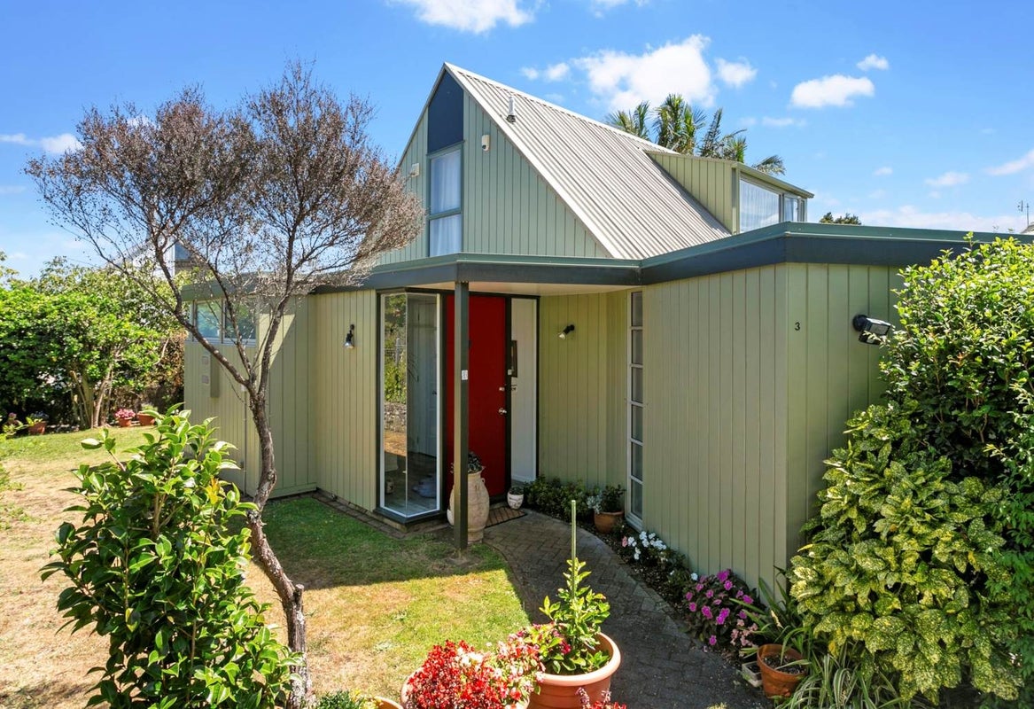 36 Woodward Road, Mount Albert, Auckland - Carousel 1