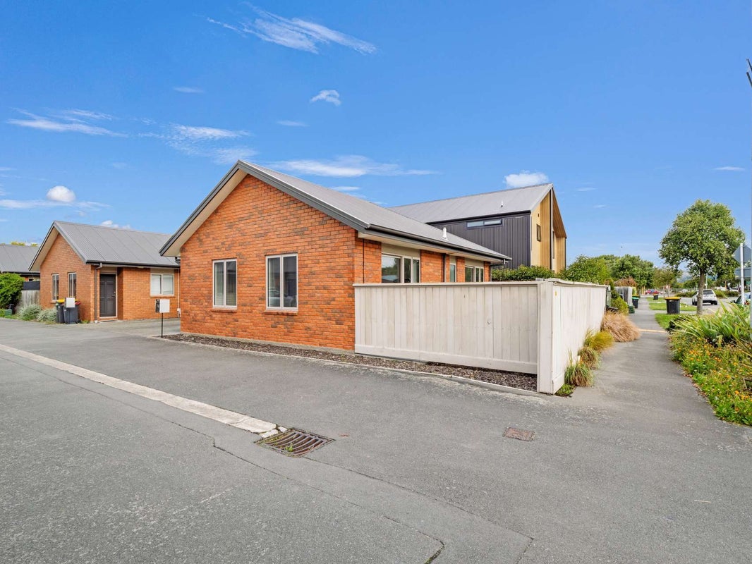 24A Collins Street, Addington, Christchurch - Carousel 2