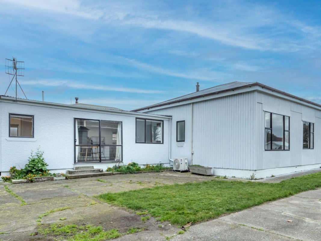 174 Morton Street, Strathern, Invercargill - Carousel 1