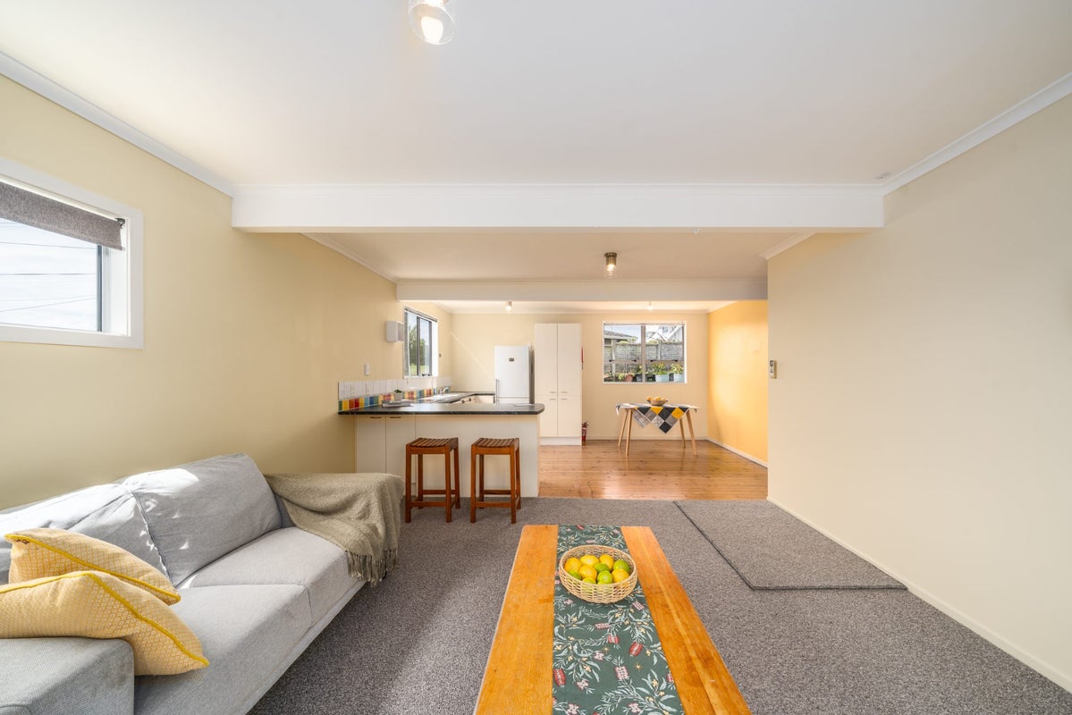 13 Matatiro Street, Titahi Bay, Porirua - Carousel 2