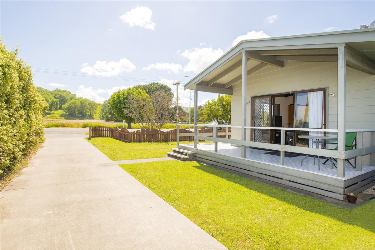 396 Ormond Road, Lytton West, Gisborne - Carousel 30