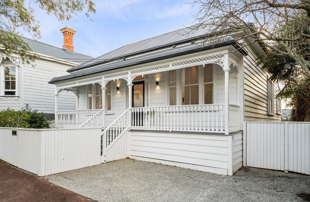 107 Crummer Road, Grey Lynn, Auckland - Carousel 21