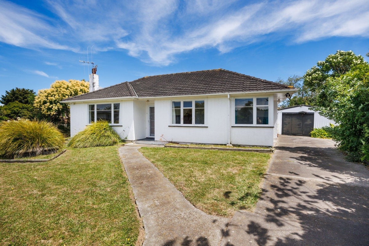 3 Nottingham Avenue, Awapuni, Palmerston North - Carousel 1