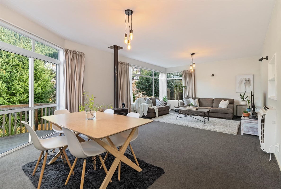 10A MacKinnon Terrace, Sunshine Bay, Queenstown - Carousel 19