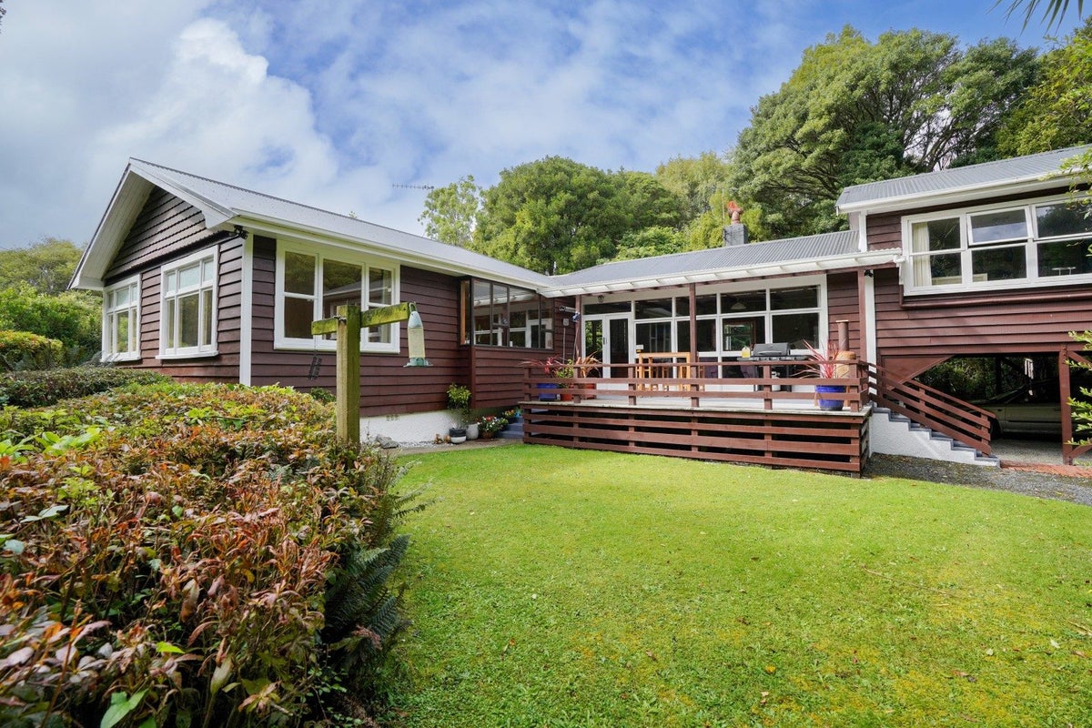 90 Marama Avenue South, Otatara, Invercargill - Carousel 1