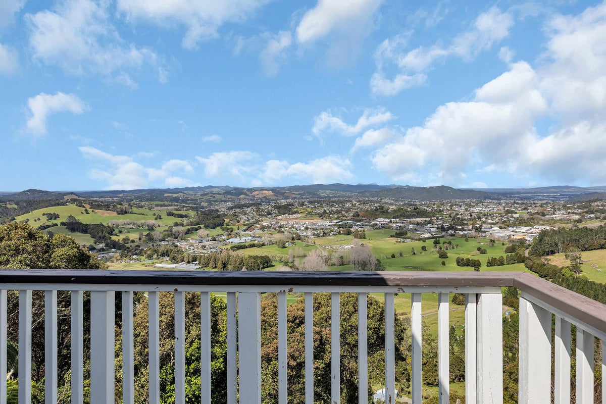 122 Parakiore Road, Whangarei - Carousel 30