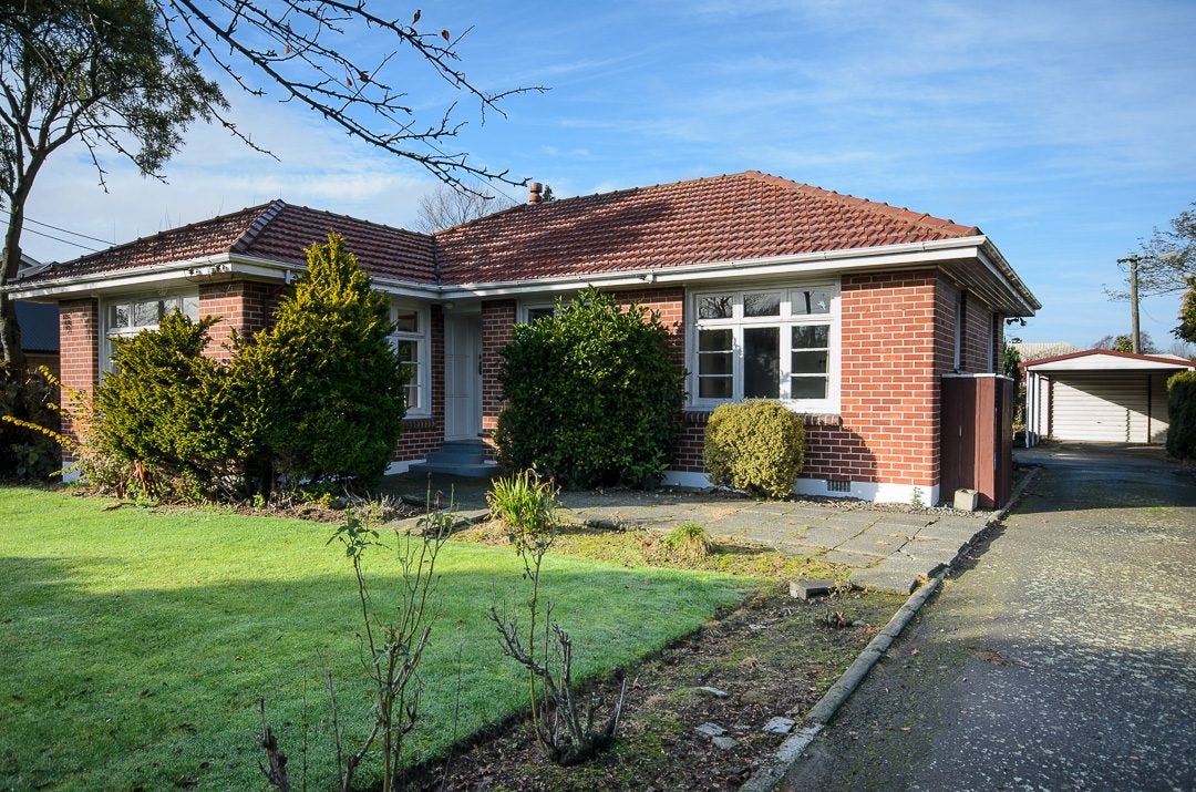 16 Plynlimon Road, Fendalton, Christchurch - Carousel 1