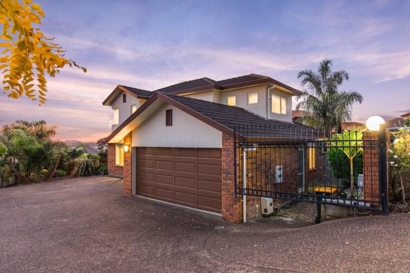 10 Bejoy Rise, East Tamaki Heights, Auckland - Carousel 1