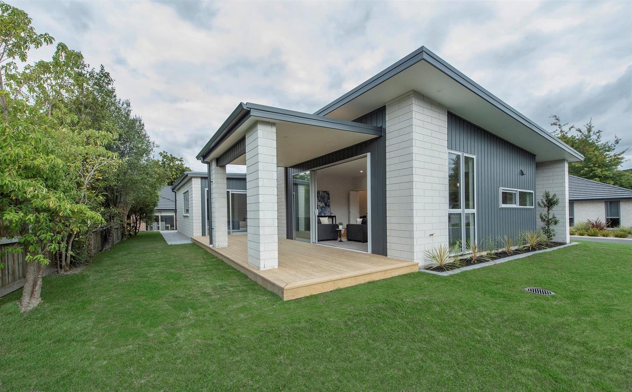 106A Rimuvale Street, Pukehangi, Rotorua - Carousel 1