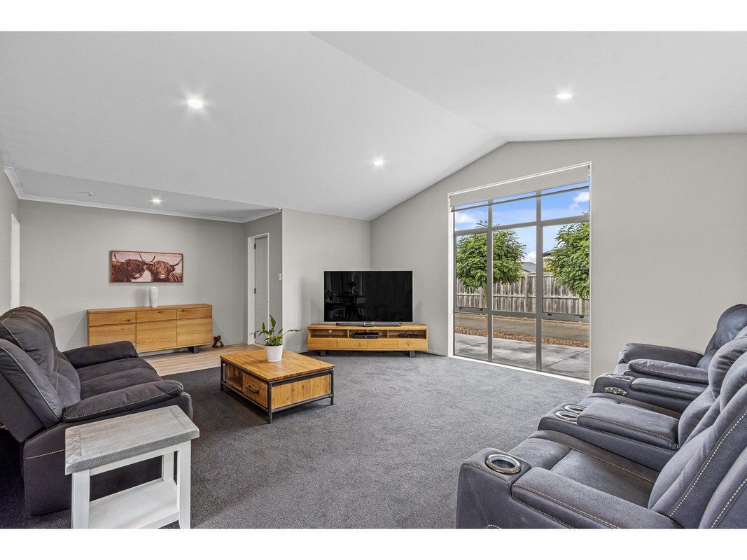 19 Saint Judes Lane, Woolston, Christchurch - Carousel 2