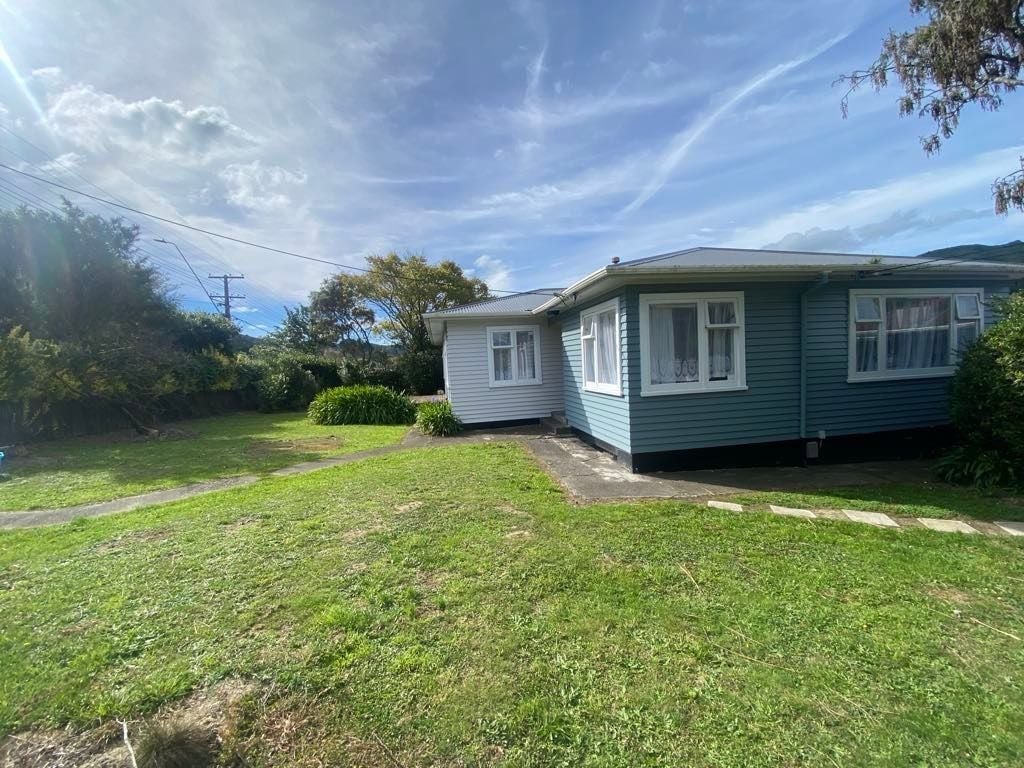 168 Wellington Road, Wainuiomata, Lower Hutt - Carousel 2