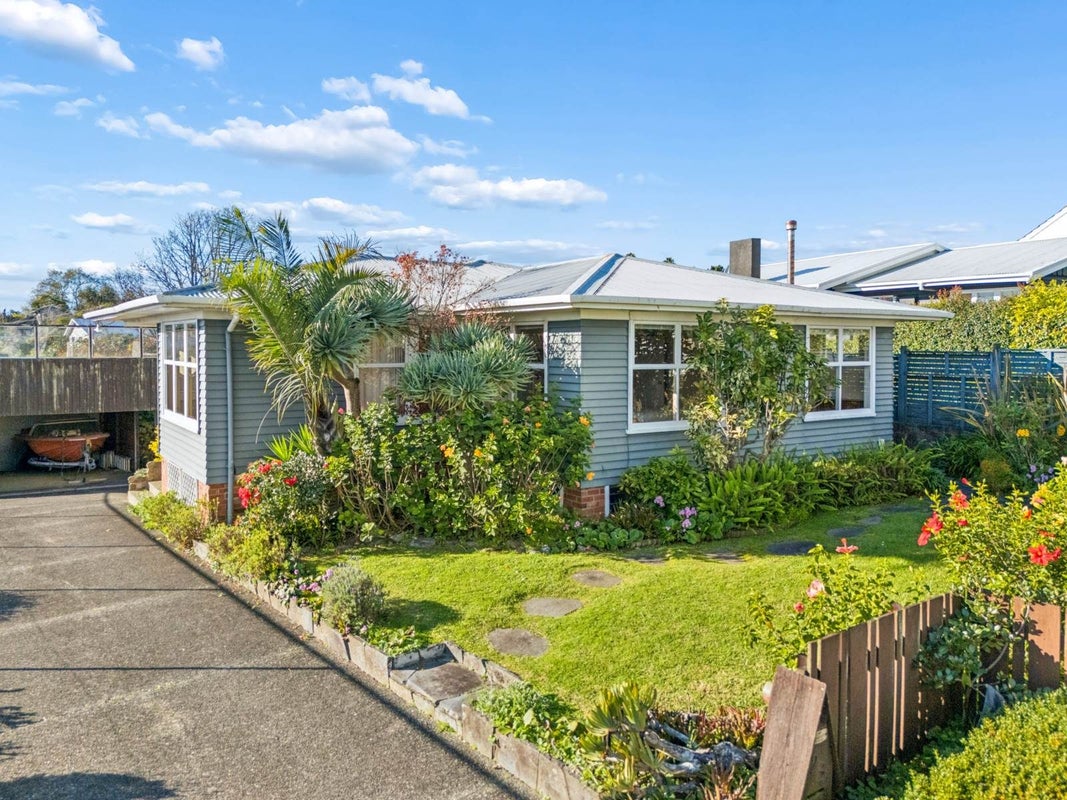 23 Blackett Crescent, Meadowbank, Auckland - Carousel 2