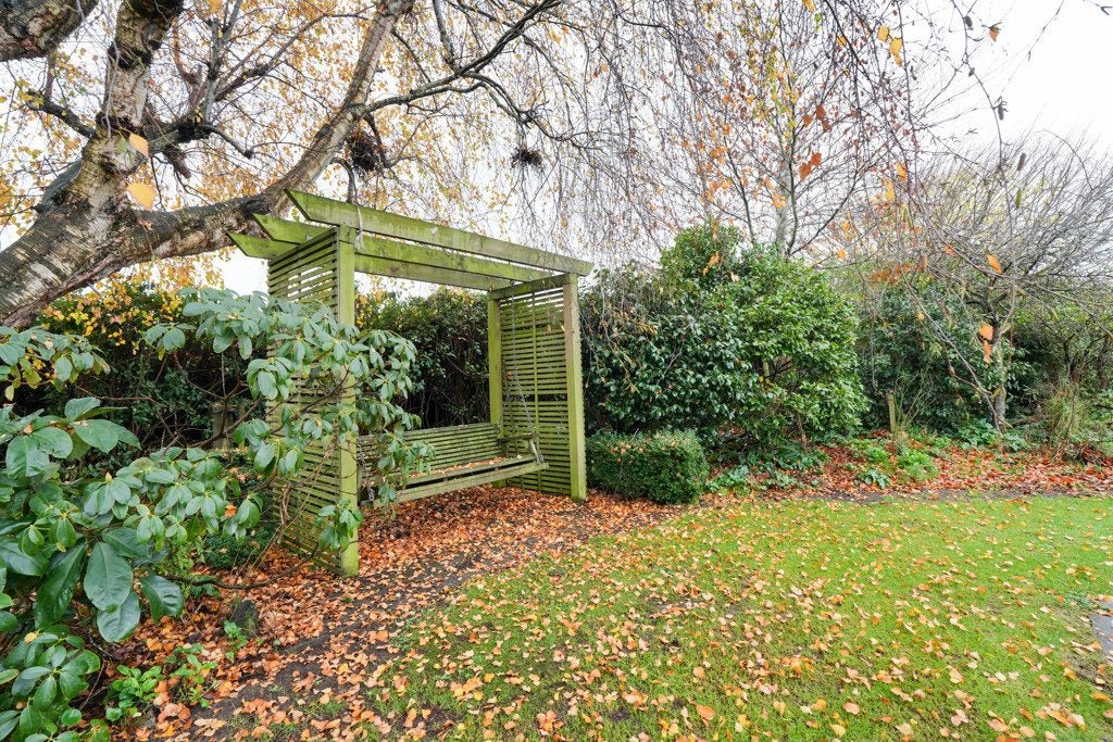 198 Fairweather Road, Mill Road - Carousel 50