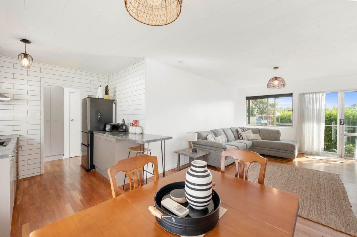 1B Tiwha Street, Koutu, Rotorua - Carousel 1