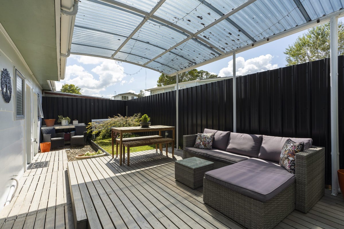 21A West View Crescent, Onerahi, Whangarei - Carousel 2