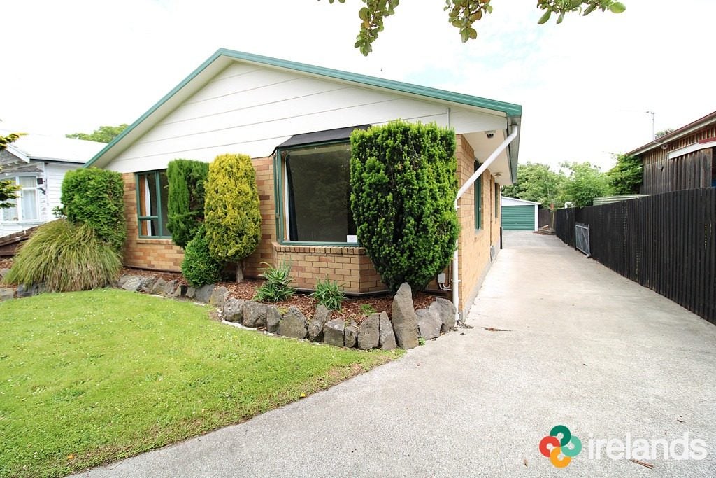 19 York Street, Waltham, Christchurch - Carousel 1