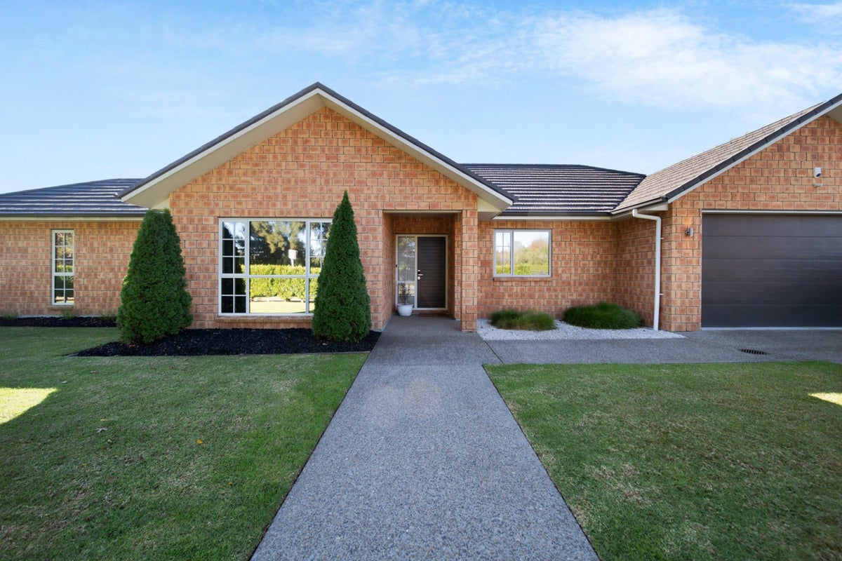 348 Harbourside Drive, Karaka, Papakura - Carousel 2