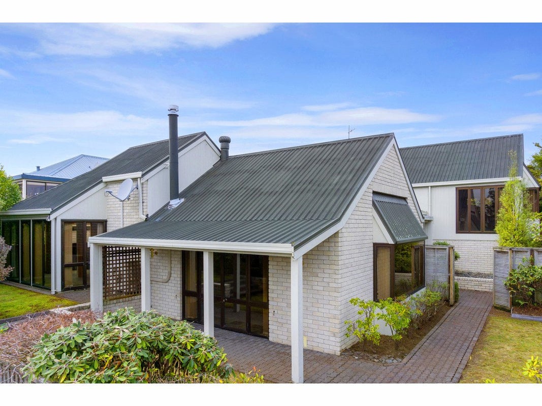 20 Kurupae Road, Hilltop, Taupo - Carousel 1