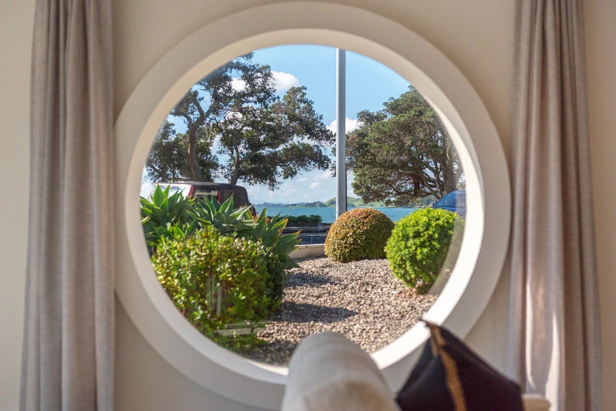 2/277 Tamaki Drive, Kohimarama, Auckland - Carousel 1