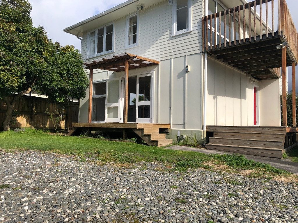 42 Durham Street, Te Atatu Peninsula, Auckland - Carousel 2