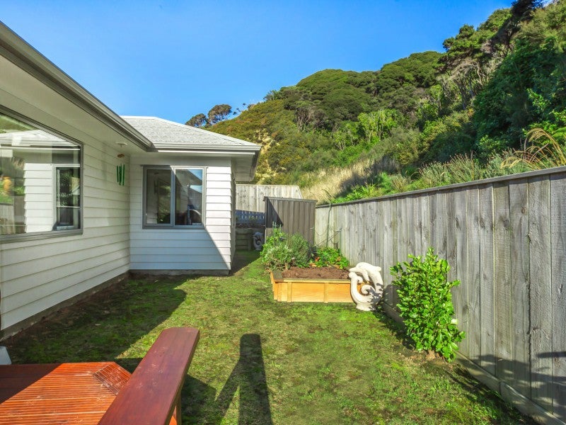 12 Spritsail Place, Whitby, Porirua - Carousel 19