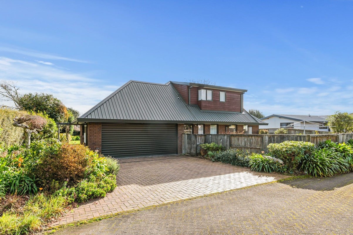 16 Orchard Place, Lynmore, Rotorua - Carousel 2