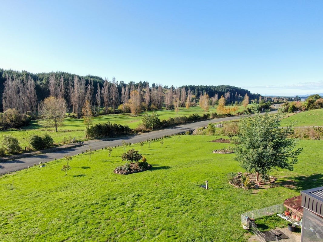 119 Stringer Road, Redwood Valley, Richmond - Carousel 1